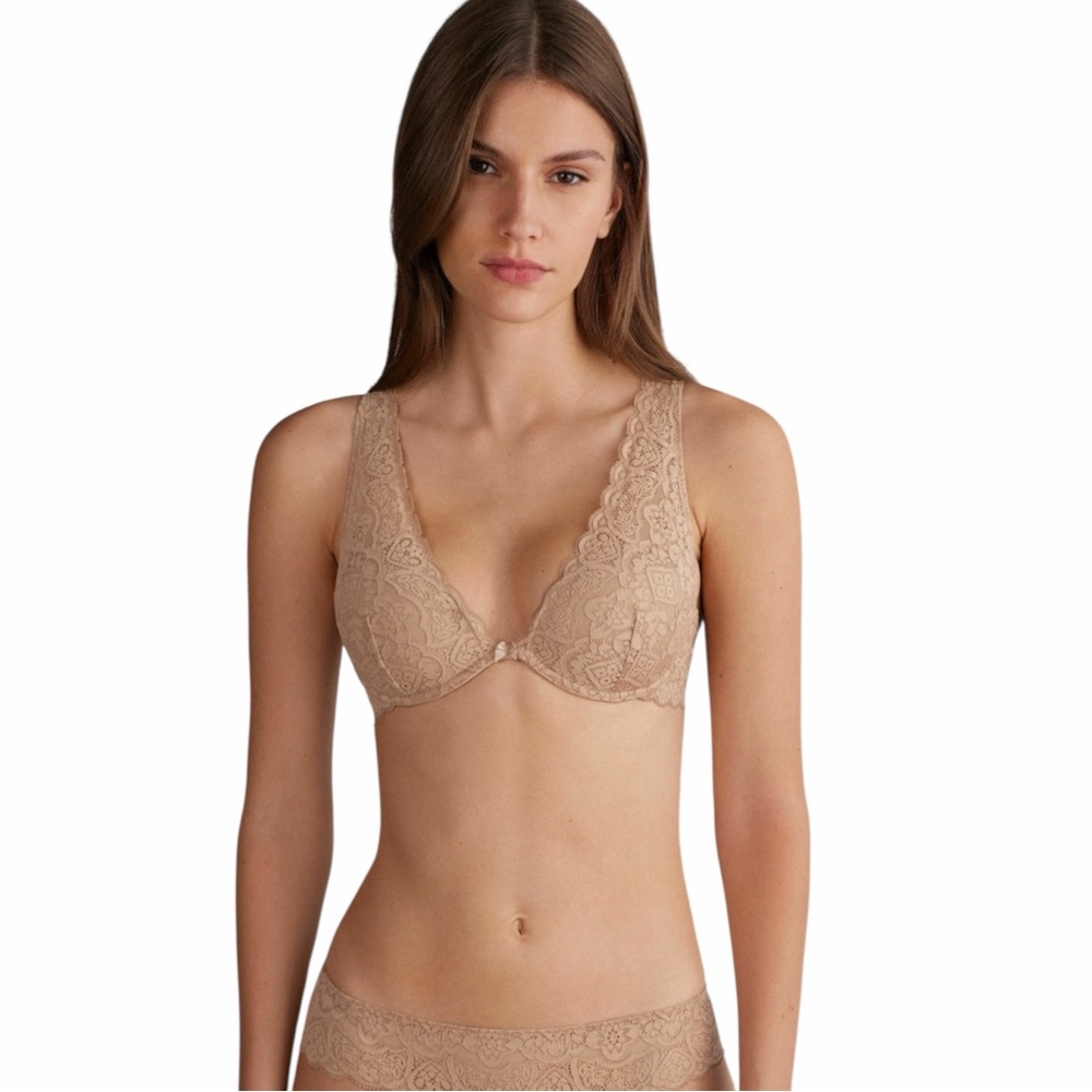 NWT Intimissimi Elena Lace Bra in Soft Beige Size 38C NEW WITH TAGS